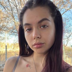 Meet your Posher, Briana